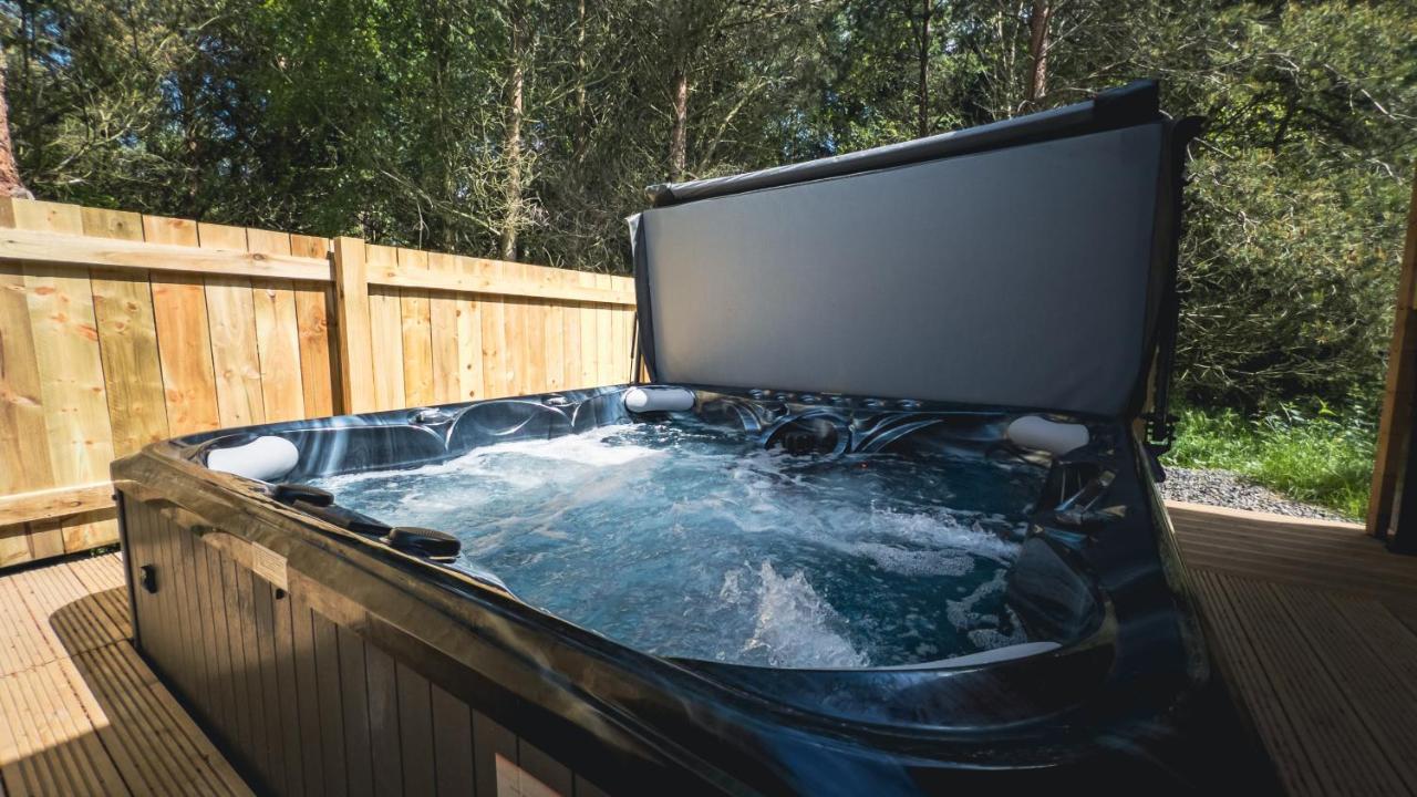 Aspen Lodge, Amazing New Log Cabin With Hot Tub - Sleeps 6 - Felmoor Park Morpeth Εξωτερικό φωτογραφία